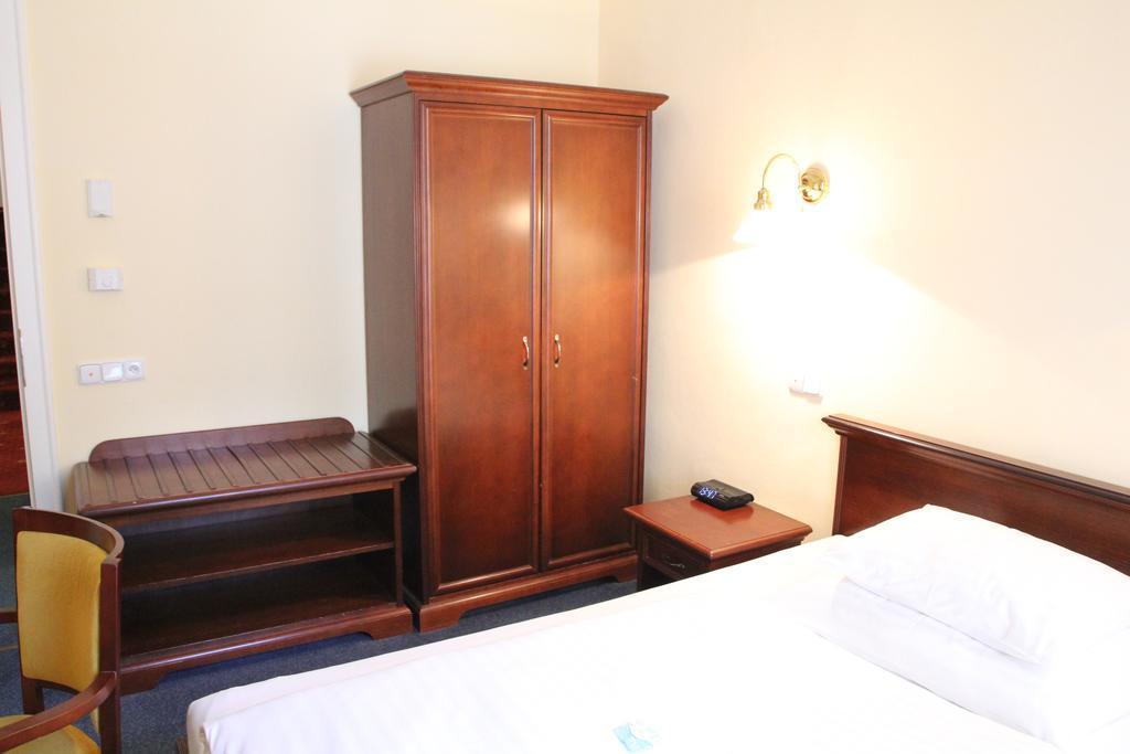 Parkhotel Richmond Karlovy Vary Ngoại thất bức ảnh