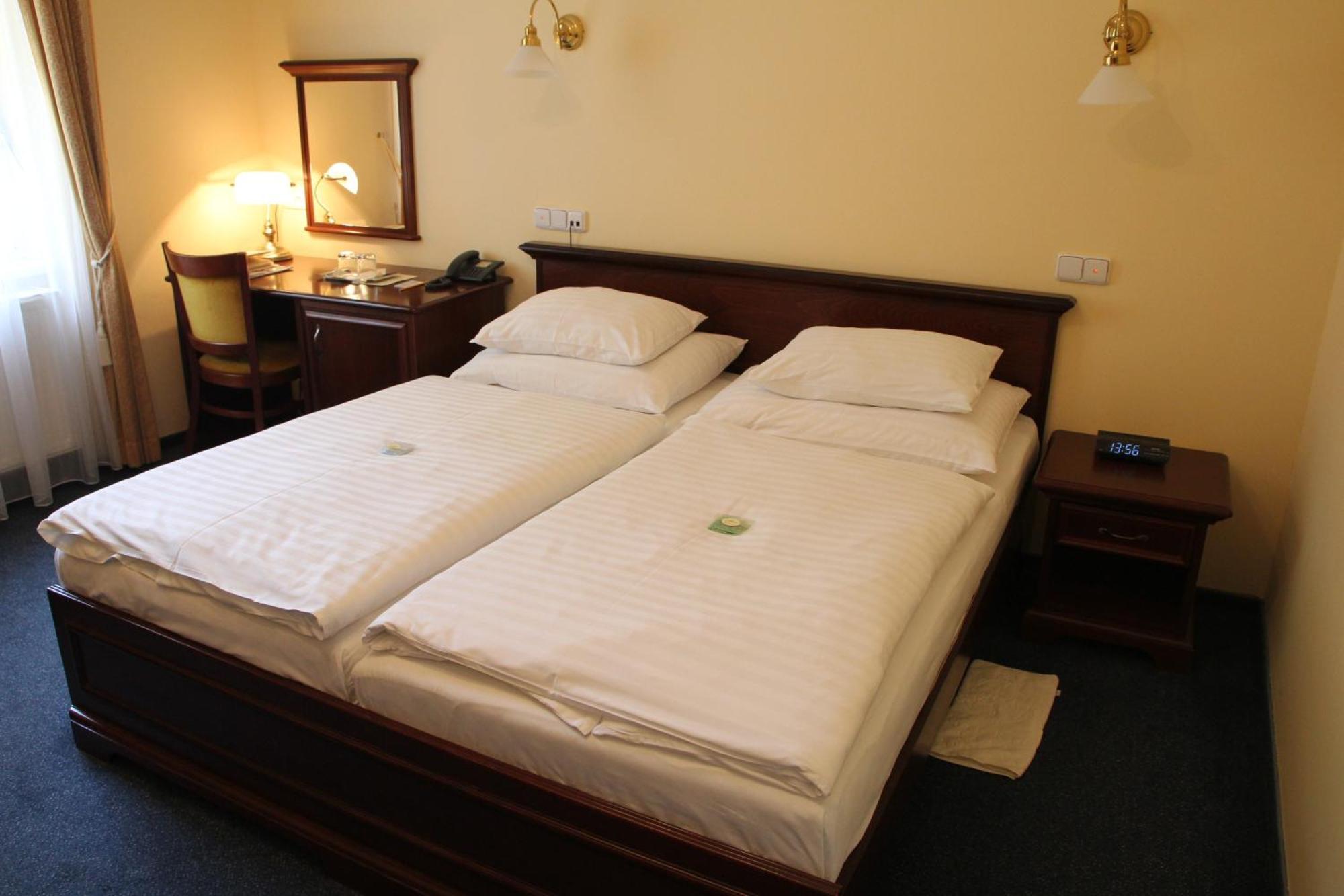 Parkhotel Richmond Karlovy Vary Ngoại thất bức ảnh