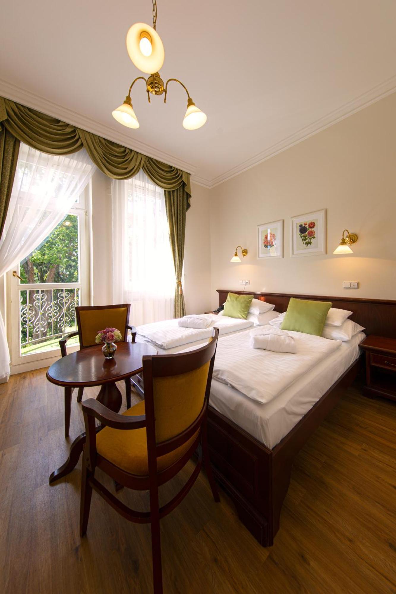 Parkhotel Richmond Karlovy Vary Ngoại thất bức ảnh
