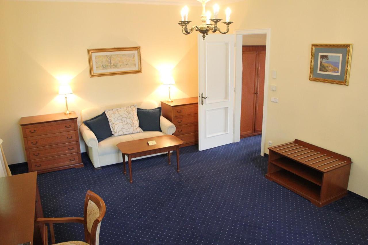 Parkhotel Richmond Karlovy Vary Ngoại thất bức ảnh